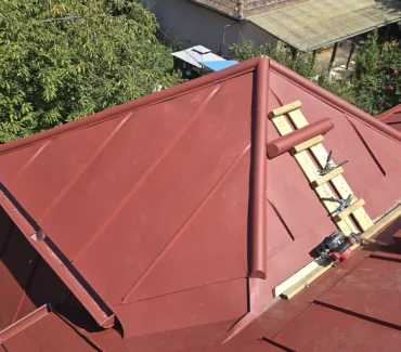 Tetőfedés tetőjavít korcolt tetőfedés